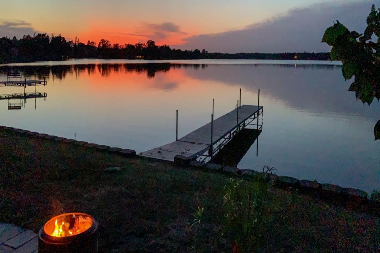 The Lakefront Home - 5 Minutes From Detroit Lakes! Exterior photo